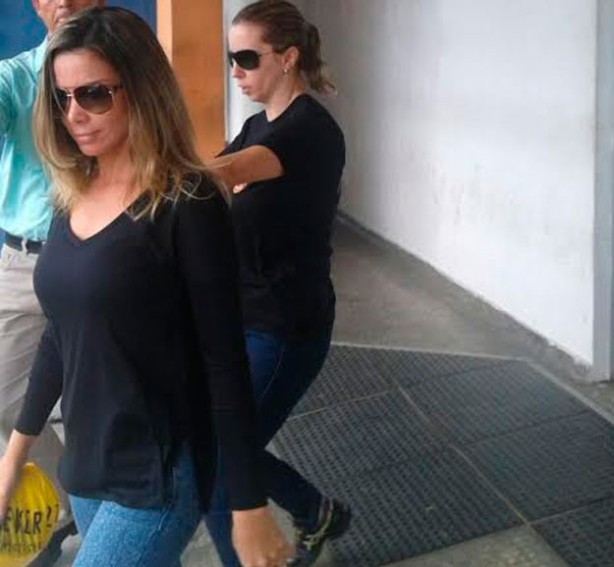A socialite desembarcou em Manaus por volta de 12h16 desta segunda-feira (5) e seguiu para exame de corpo de delito no o Instituto Médico Legal (IML) 