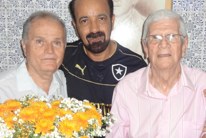 Fernando Machado, Muciolo Ferreira e Alex no dia que completou 87 anos (Foto Romero )